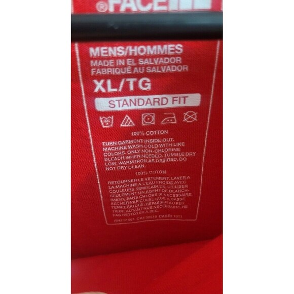 The North Face Men's Red Long Sleeve T-Shirt Spelling On Arm XL - Picture 4 of 5